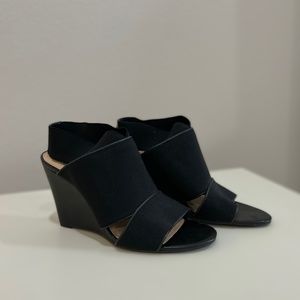 Vince Camuto Black Strappy Wedges